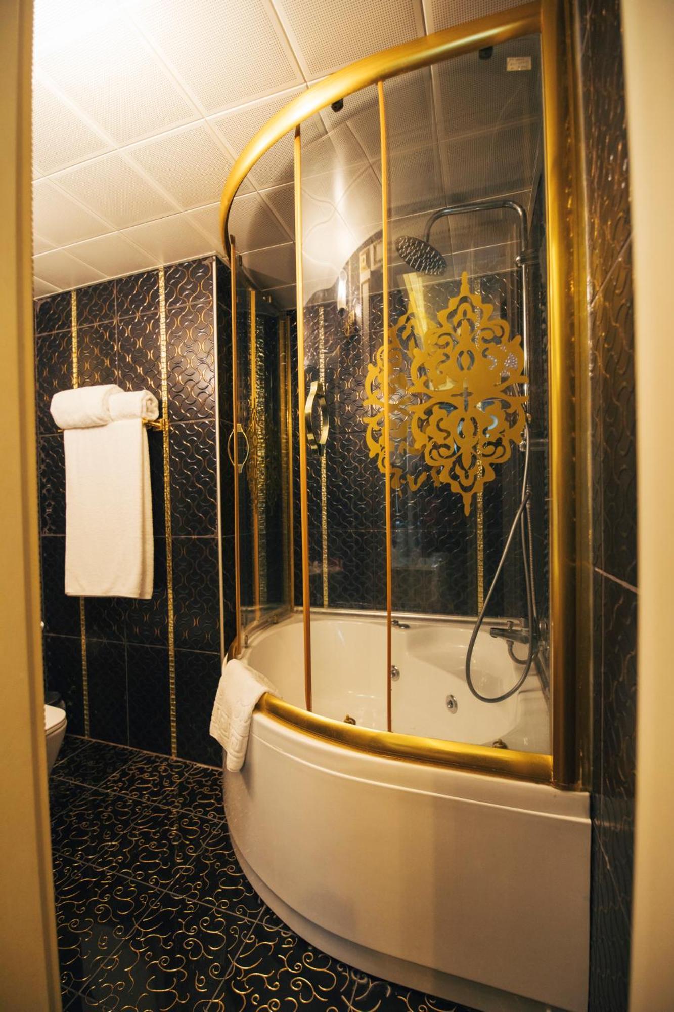 Royal Mersin Otel Экстерьер фото